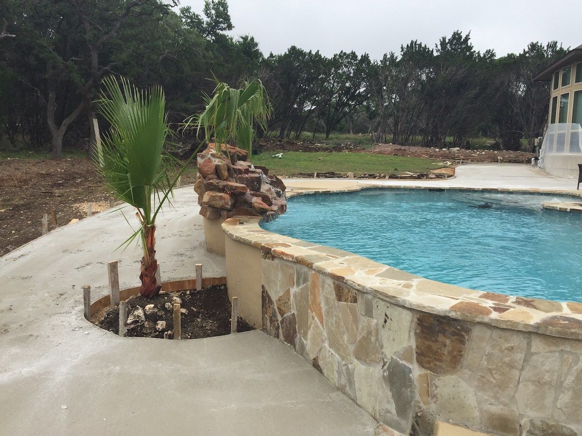 Pool Deck Flagstone Extension – New Braunfels, Texas